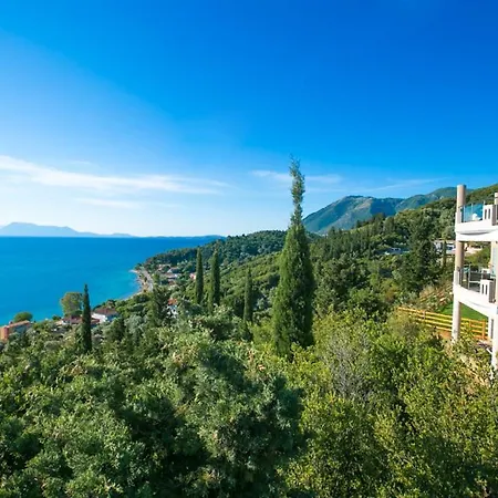 Lygia Sleeps 6 Pool Air Con Wifi Lygia (Lefkada)