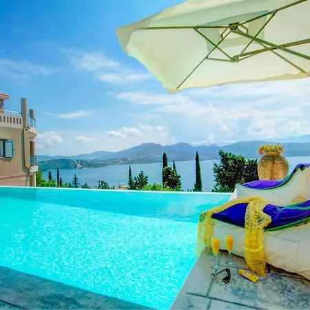 Lygia Sleeps 6 Pool Air Con Wifi Villa