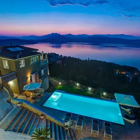 Lygia Sleeps 6 Pool Air Con Wifi Villa Lygia (Lefkada)